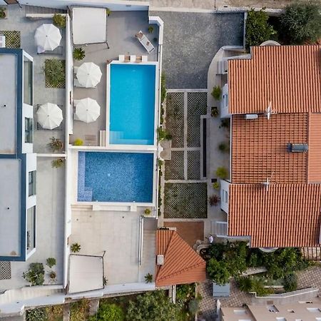 Holiday Home Lolina,Sea On A Palm! Heated Pool Trogir Eksteriør billede
